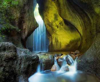 Обряд очищення в храмі Тірта Емпул - водоспад Тукад Сепунг День 3