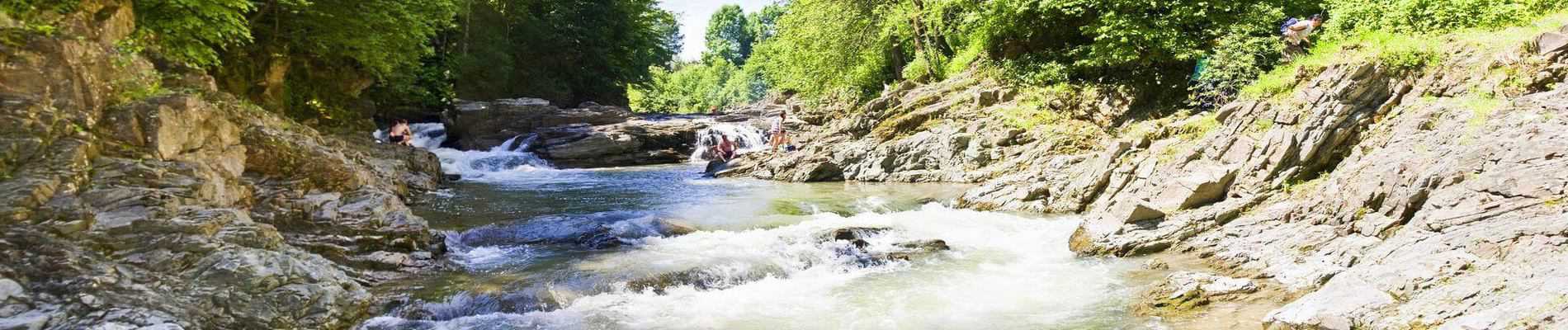 Карпати «Кам'яні лабіринти та водоспади» (готелі)