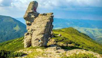 Карпати «Живі скелі та водоспади» (готель)